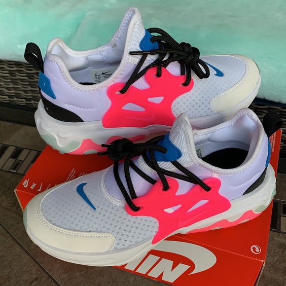 •NIKE REACT PRESTO WMNS - Picture 9 of 16